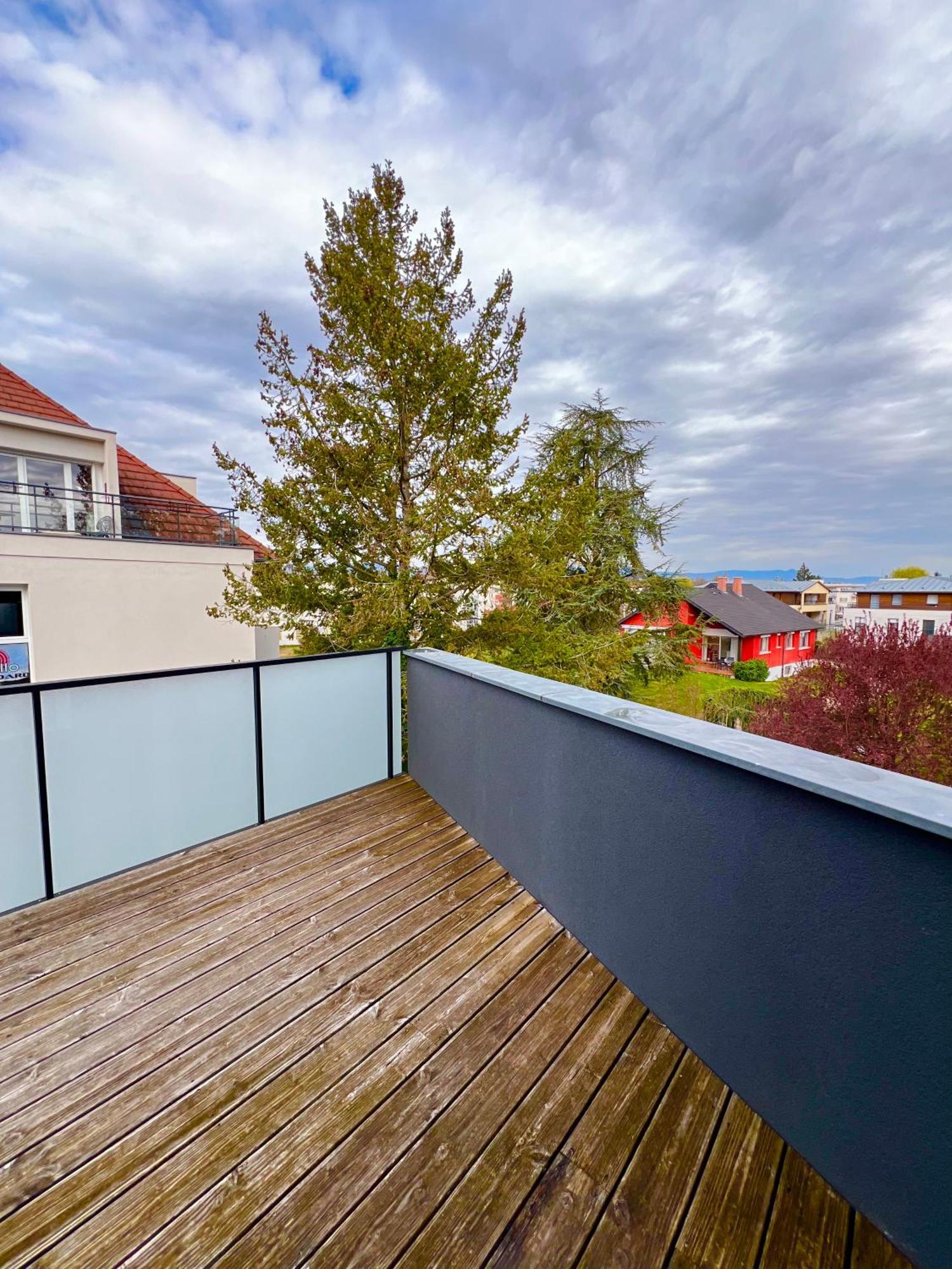 L'appart' Des Maraichers - Au Calme - Terrasse & Garage Apartment